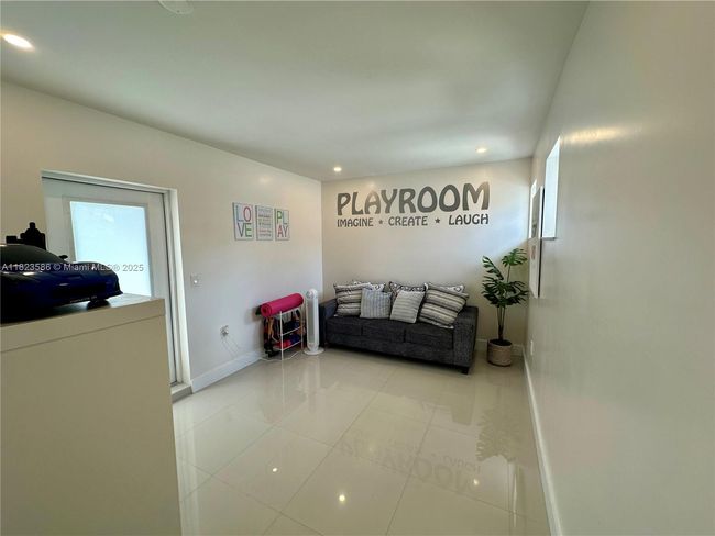 5020 Sw 154 Th Ave, House other with 4 bedrooms, 2 bathrooms and null parking in Miami FL | Image 21