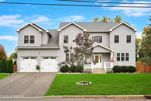 125 Springdale Ave, Tinton Falls, NJ, 07724-2667 | Card Image