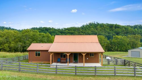 1541 Dogtown Rd, Ten Mile, TN, 37880-2129 | Card Image