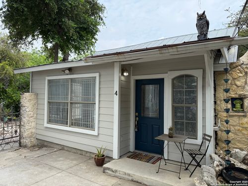 4-423 W Craig Pl, San Antonio, TX, 78212-3441 | Card Image