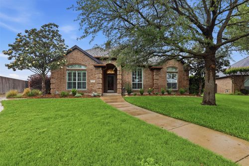 1404 Chaucer Dr, Cleburne, TX, 76033-7519 | Card Image