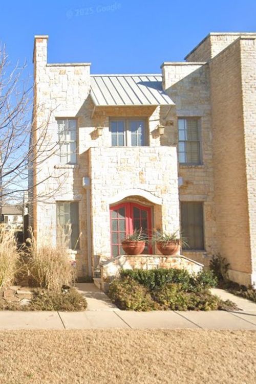 1207 S Adams Street, Fort Worth, TX, 76104 | Card Image