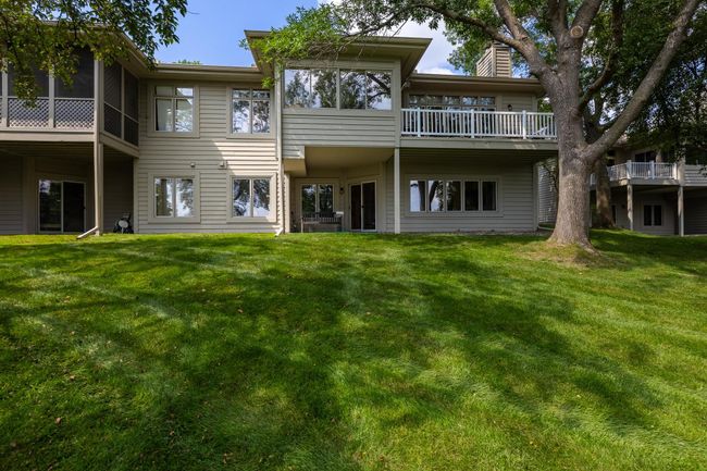 8991 Ferndale Ln, Townhouse with 2 bedrooms, 3 bathrooms and null parking in Eden Prairie MN | Image 41
