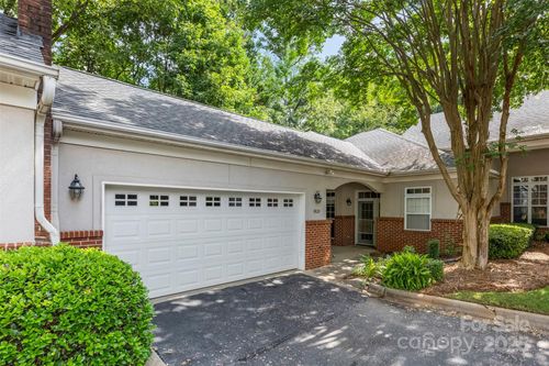 8820 Legacy Lake Ln, Charlotte, NC, 28269-0488 | Card Image