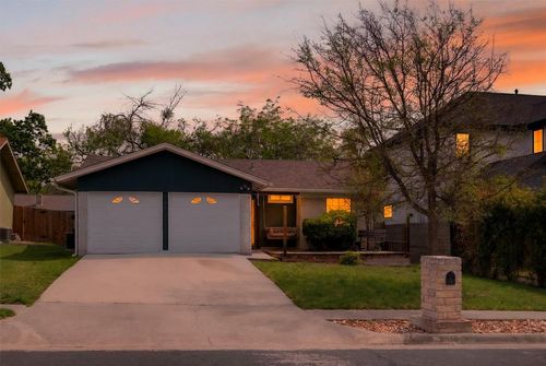 7025 Crosswood Dr, Austin, TX, 78745-5413 | Card Image