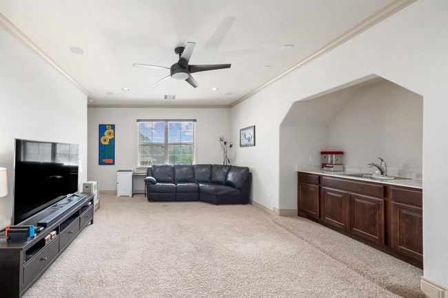 Another look at the upstairs game room. | Image 31