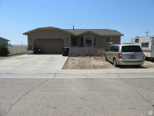 544 E 1875 S, Roosevelt, UT, 84066-3831 | Card Image