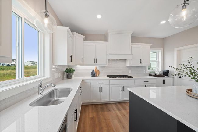 OneTenTen Homes Emerald Isle Madison Loft Model - 14367 Acer Ave., Rosemount | Image 8