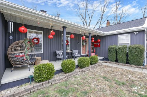 5584 Beaver Rd Ne, Thornville, OH, 43076-9234 | Card Image