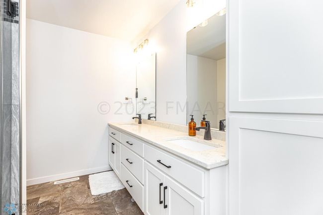Primary Bath | Image 28