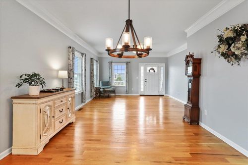 115 Beauregard Dr, STAUNTON, VA, 24401-9064 | Card Image