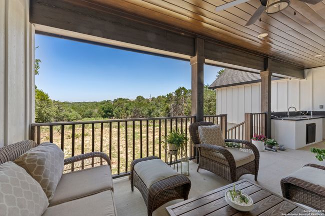 1101 Persimmon Pass, House other with 3 bedrooms, 2 bathrooms and null parking in Fischer TX | Image 39