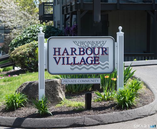 c-21 Harbour Vlg, Branford, CT, 06405-4438 | Card Image