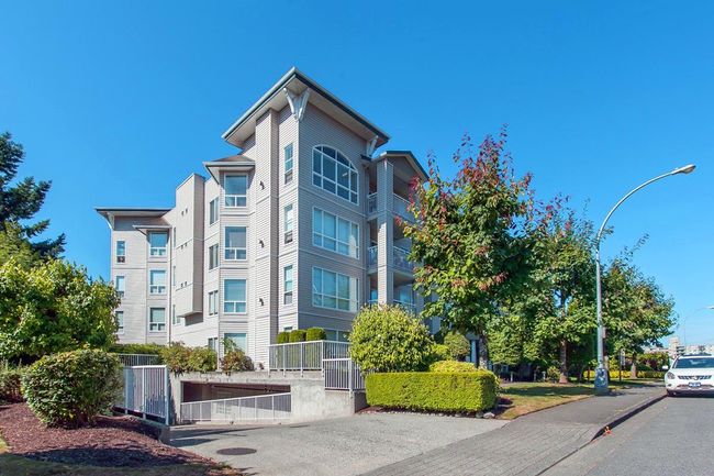 305 - 32120 Mt Waddington Avenue, Condo with 2 bedrooms, 2 bathrooms and 1 parking in Abbotsford BC | Image 1