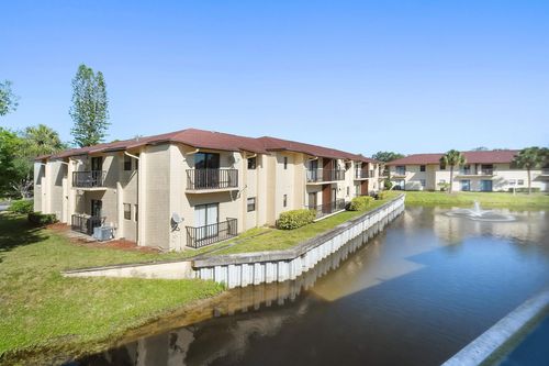 apt-2-205-2050 Oleander Blvd, Fort Pierce, FL, 34950-5391 | Card Image