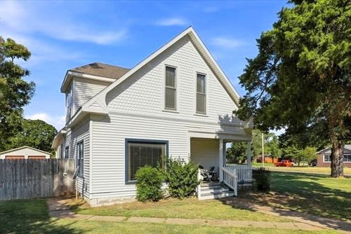 37 N Boyd St, Caldwell, KS, 67022-1326 | Card Image