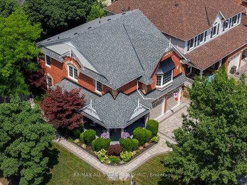 71 Little Rouge Cir, Stouffville, ON, L4A0G2 | Card Image