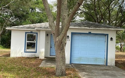 608 2nd St Sw, Largo, FL, 33770-3632 | Card Image