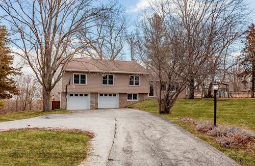 413 W Riverside Rd, Ames, IA, 50010-9319 | Card Image