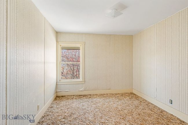 8 Division St N, House other with 8 bedrooms, 3 bathrooms and null parking in Reed Point MT | Image 22