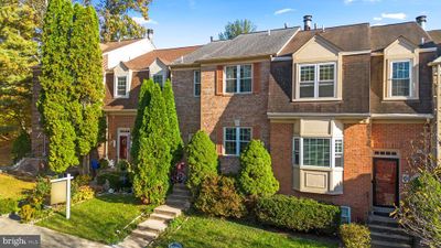 5614 Hogenhill Terrace, Townhouse with 3 bedrooms, 2 bathrooms and null parking in ROCKVILLE MD | Image 3