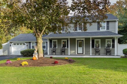 90 Presidential Cir, Marshfield, MA, 02050-5504 | Card Image