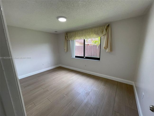 1727 Sw 136 Th Pl, House other with 4 bedrooms, 2 bathrooms and null parking in Miami FL | Image 6