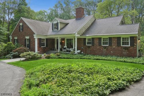 2 Stone House Rd, Mendham Twp, NJ, 07945-3125 | Card Image