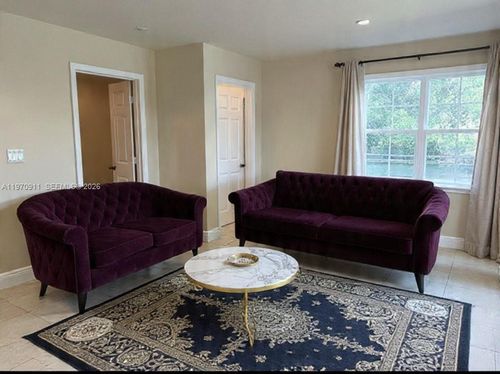 0-861 E 14th St, Hialeah, FL, 33010 | Card Image