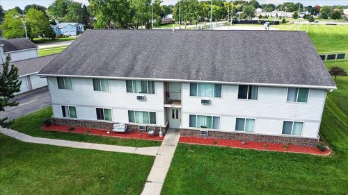 206 Danbury Court, Deforest, WI, 53532 | Card Image