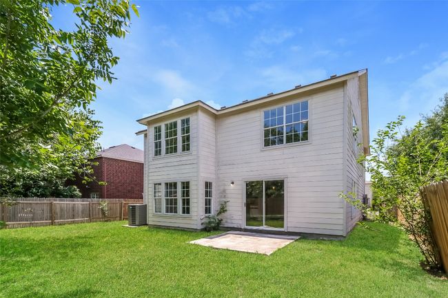 Huge Back Yard | Image 23