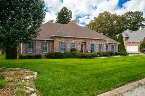 302 Albemarle Dr, Tullahoma, TN, 37388-5828 | Card Image