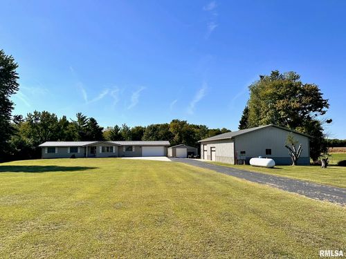 1889 Saint Pauls Church Rd, Chapin, IL, 62628-4008 | Card Image