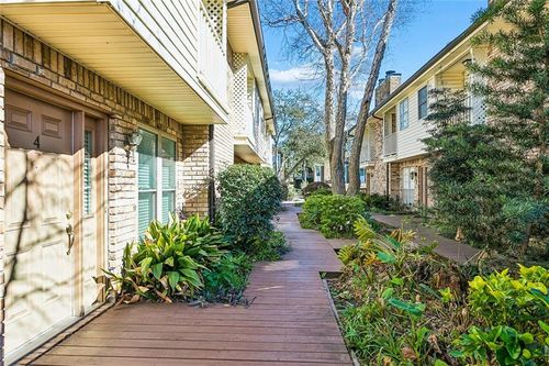 f4-1012 Saint Julien Dr, Kenner, LA, 70065-1975 | Card Image