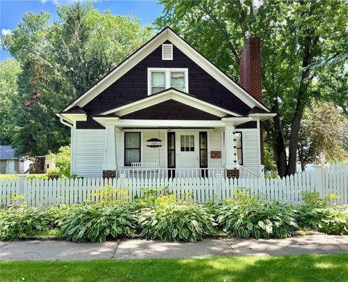 1020 Stout St, Menomonie, WI, 54751-1551 | Card Image