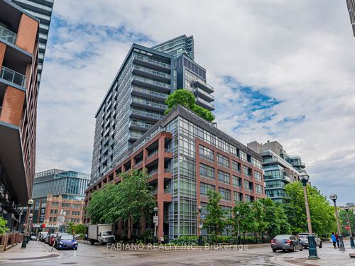 {{alt}} | Card Image