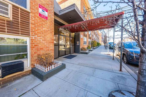 3m-133 33rd St, Union City, NJ, 07087-5820 | Card Image