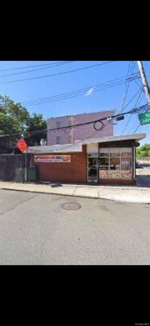 42 Buena Vista Ave, Yonkers, NY, 10701-3545 | Card Image