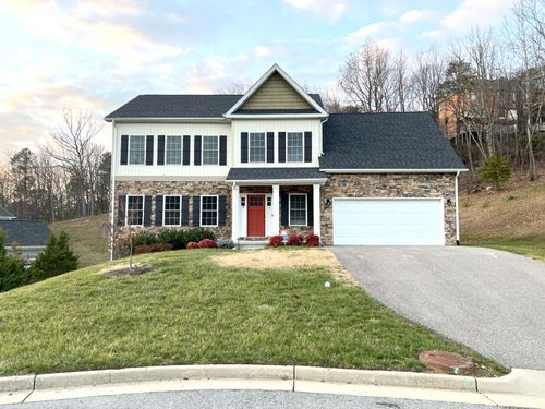 4235 Berkely Pl, Roanoke, VA, 24018-2736 | Card Image