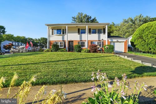 13203 Delaney Rd, Woodbridge, VA, 22193-4907 | Card Image