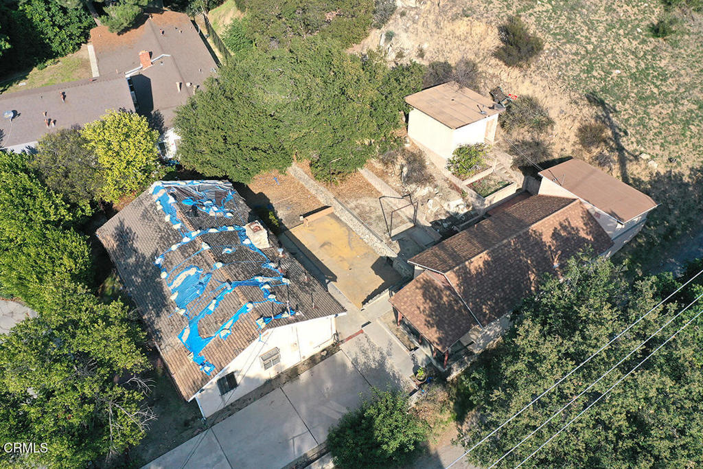 Land in La Crescenta