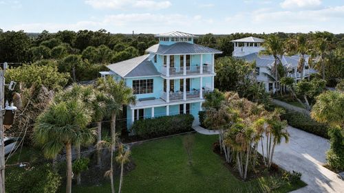 3392 Ne Skyline Dr, Jensen Beach, FL, 34957-3985 | Card Image