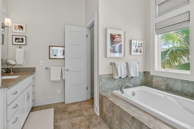 APT-7 - 3700 Island Moorings Pkwy, Condo with 3 bedrooms, 4 bathrooms and null parking in Port Aransas TX | Image 25