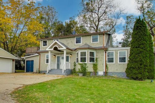 207 Shady Ln, Mundelein, IL, 60060-3933 | Card Image