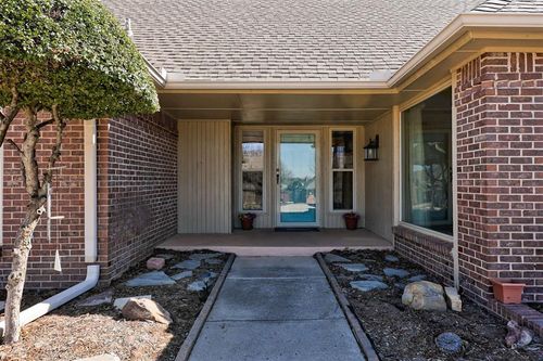 1308 Interurban Way, Edmond, OK, 73034-4936 | Card Image