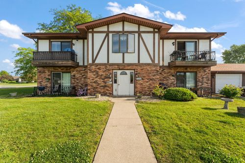 apt3-100 Plum Creek Dr, Schererville, IN, 46375-1131 | Card Image