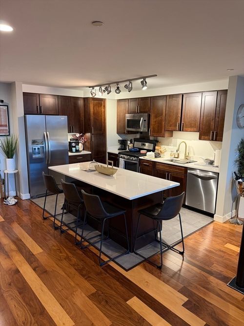 unit-245-130 John St, Lowell, MA, 01852-1160 | Card Image