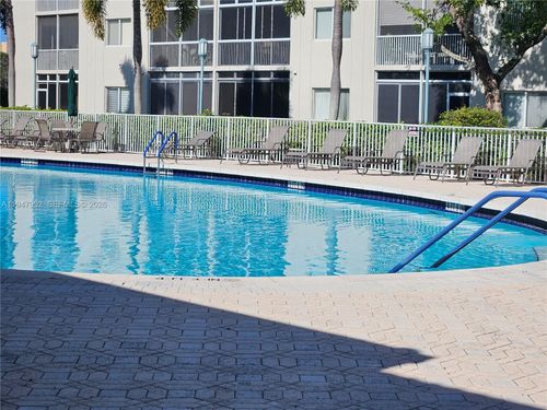 apt-201e-7715 Southampton Ter, Tamarac, FL, 33321-9193 | Card Image