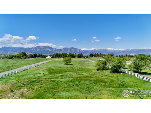 321 Majestic View Dr, Boulder, CO, 80303-4503 | Card Image