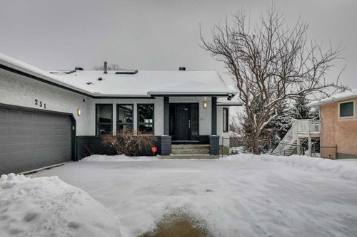 231 Scimitar Bay Nw, Calgary, AB, T3L1L8 | Card Image